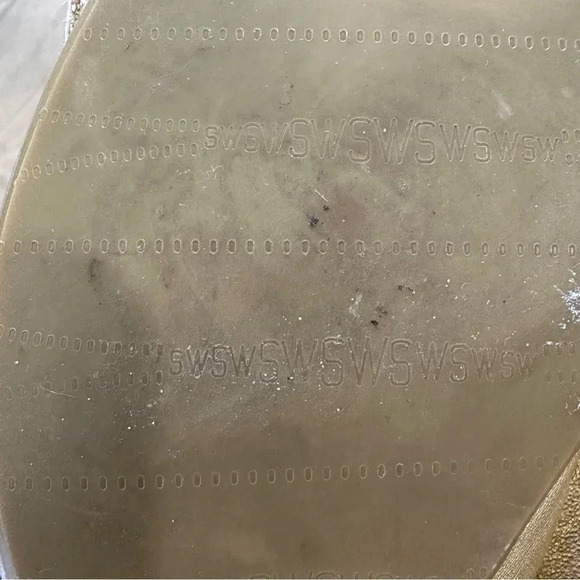 Stuart Weitzman Women's Gold Young Buck Peep Toe Leather Flats Size 7 1/2 GUC - Picture 11 of 12